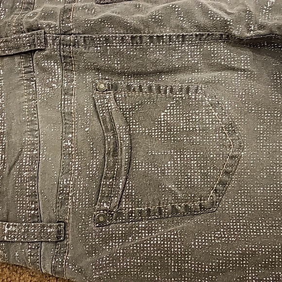 Wallflower Jeans - Picture 6 of 7